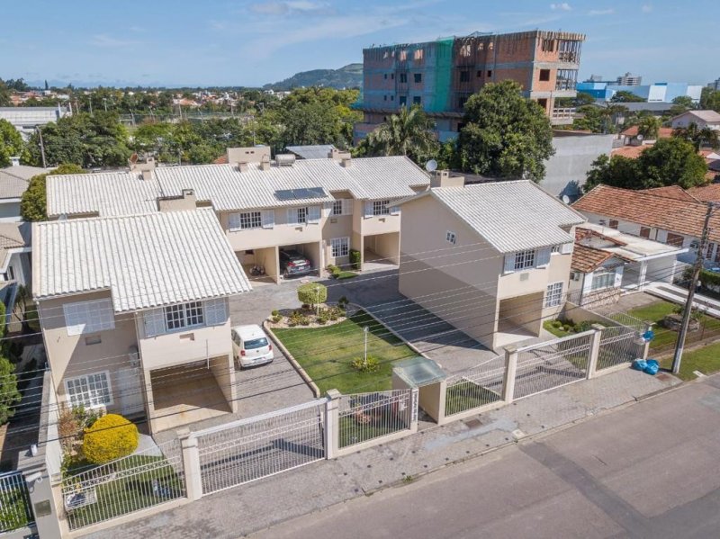 Casa em Condomnio - Venda - Vila Moema - Tubaro - SC