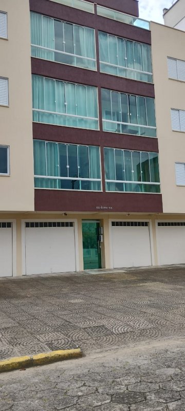 Apartamento - Aluguel - Mar Grosso - Laguna - SC